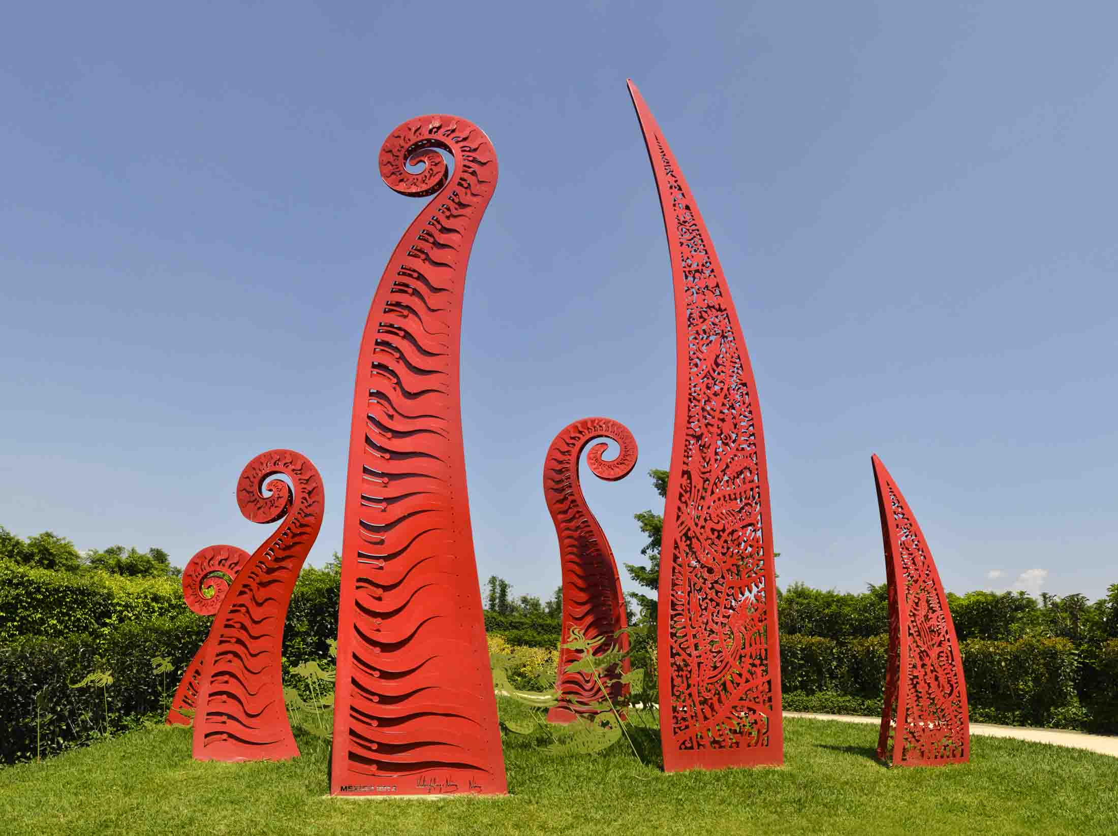 Escultura en Jardines de México 3